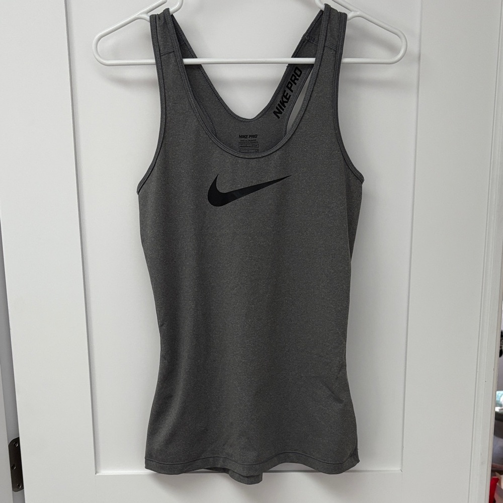 Nike Women's Gray Tank Top
